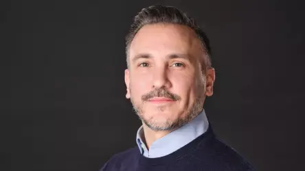 Обзор вакансий за август 2025 года: Spin Master назначает Марка Де Веллиса исполнительным вице-президентом и президентом Центра креативных цифровых игр.